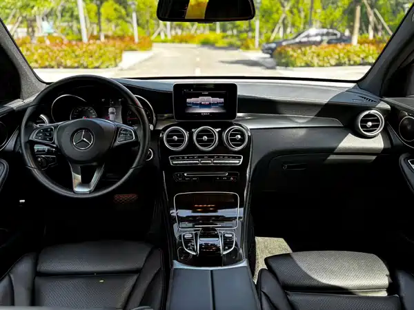 Mercedes-Benz GLC 2019