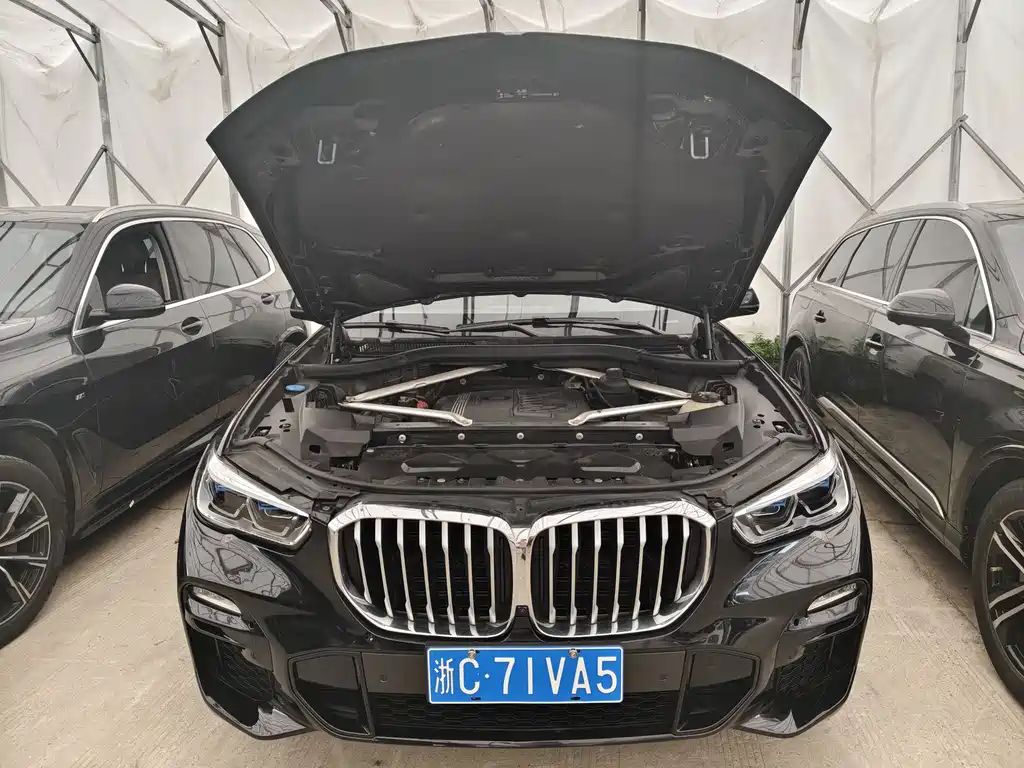 BMW X5 2021 — фото 24