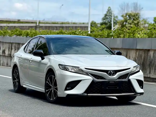 Toyota Camry 2018