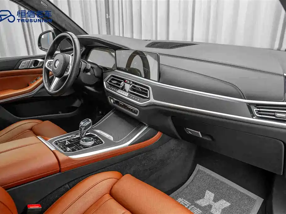 BMW X7 2021 — фото 14