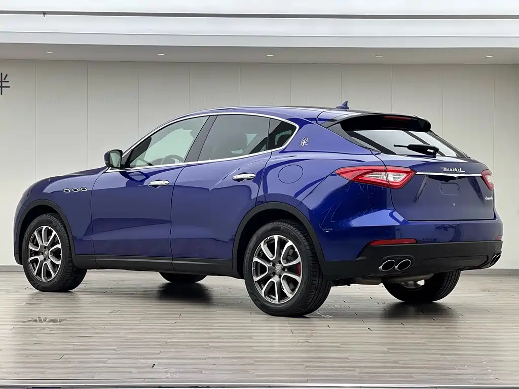 Maserati Levante 2017 — фото 4
