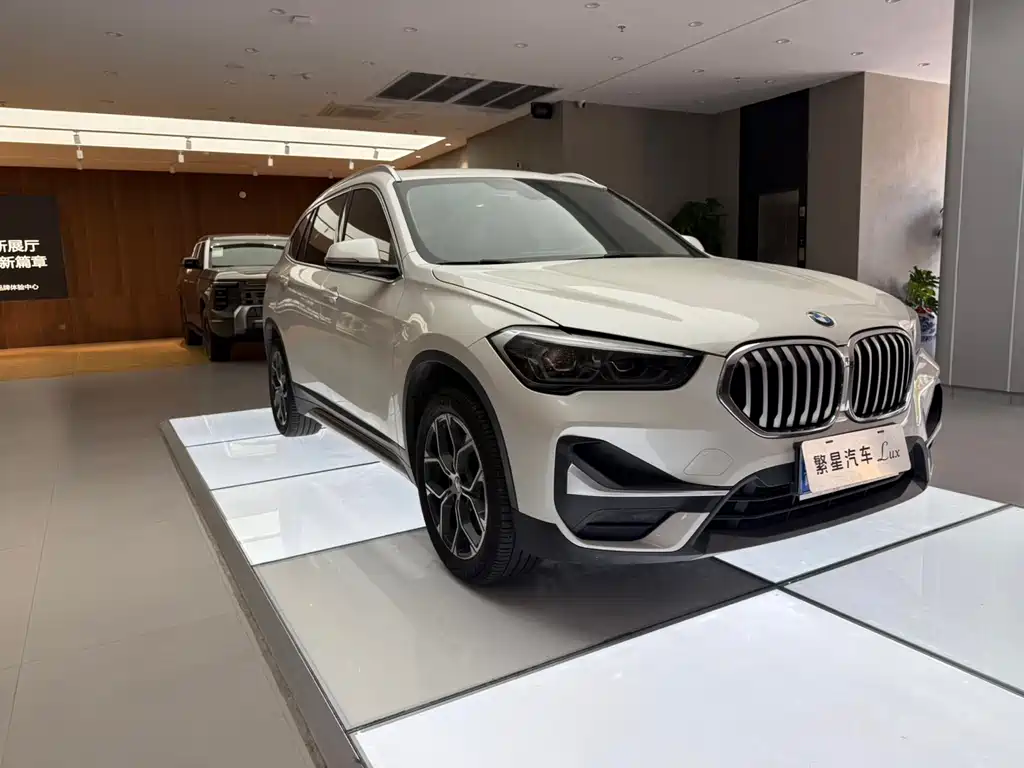 BMW X1 2020 — фото 2