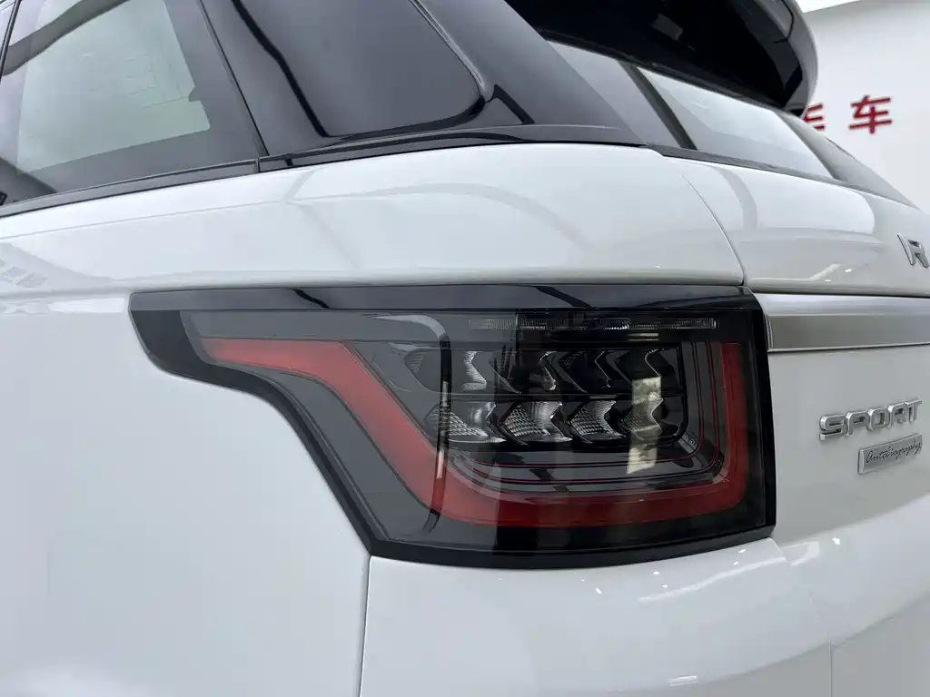 Land Rover Sport 2018 — фото 14
