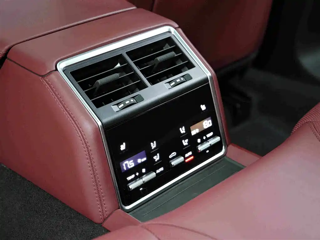 Porsche Panamera 2022 — фото 18