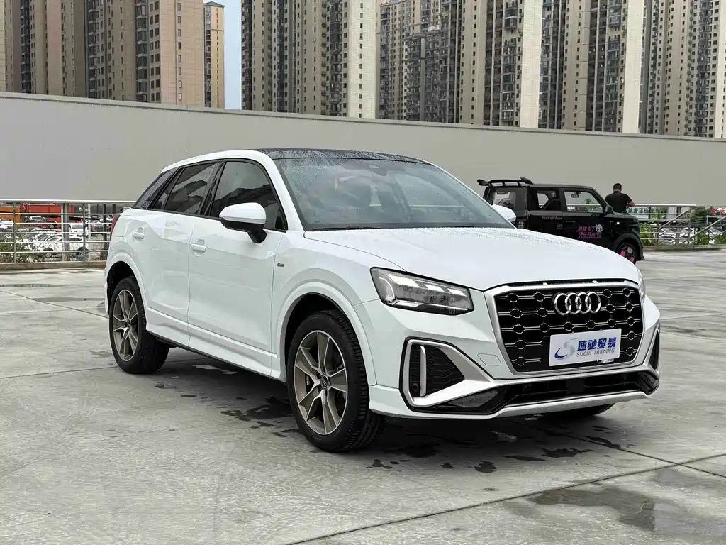 Audi Q2L 2022
