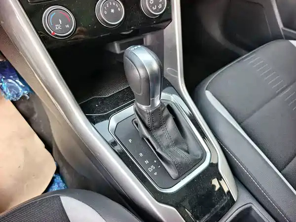 Volkswagen T-Roc 2020