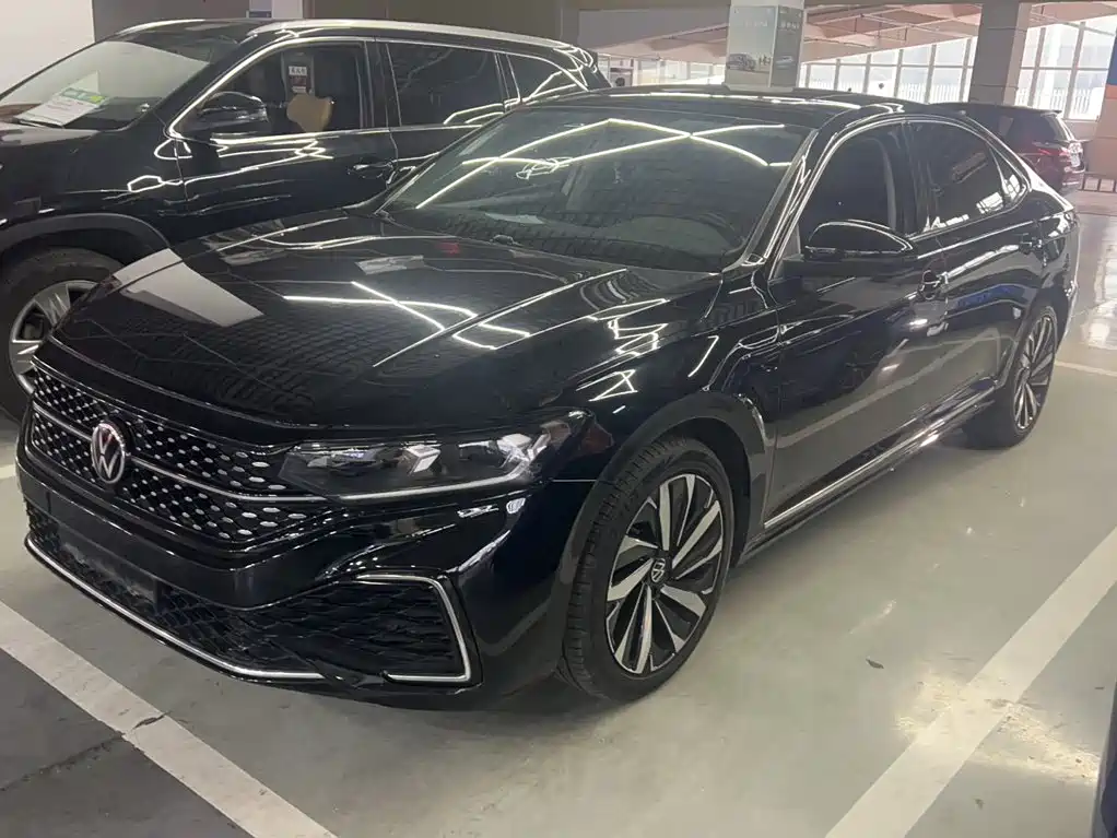 Volkswagen Passat 2022