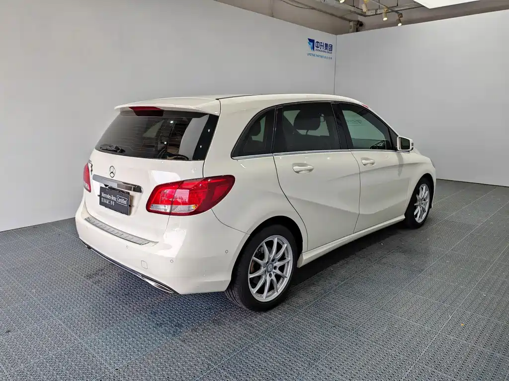 Mercedes-Benz B-Class 2015