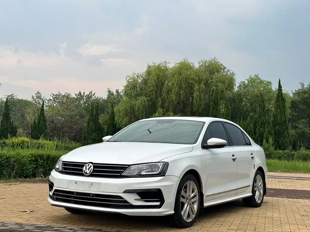 Volkswagen Sagitar 2018 — фото 1
