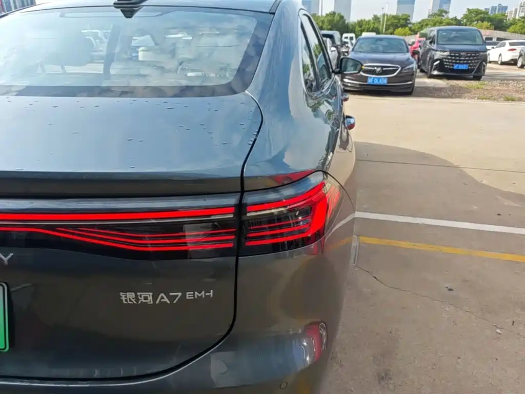 Geely Galaxy A7 EM 2026 — фото 8