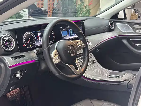 Mercedes-Benz CLS 2020