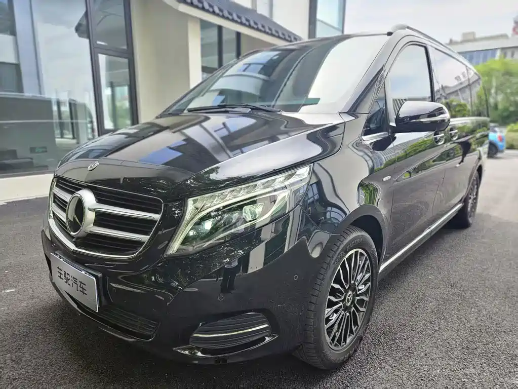 Mercedes-Benz V-Class 2020 — фото 9