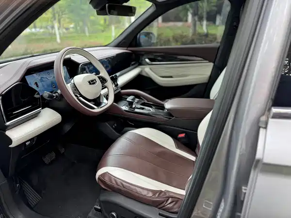 Geely Xingyue L 2021