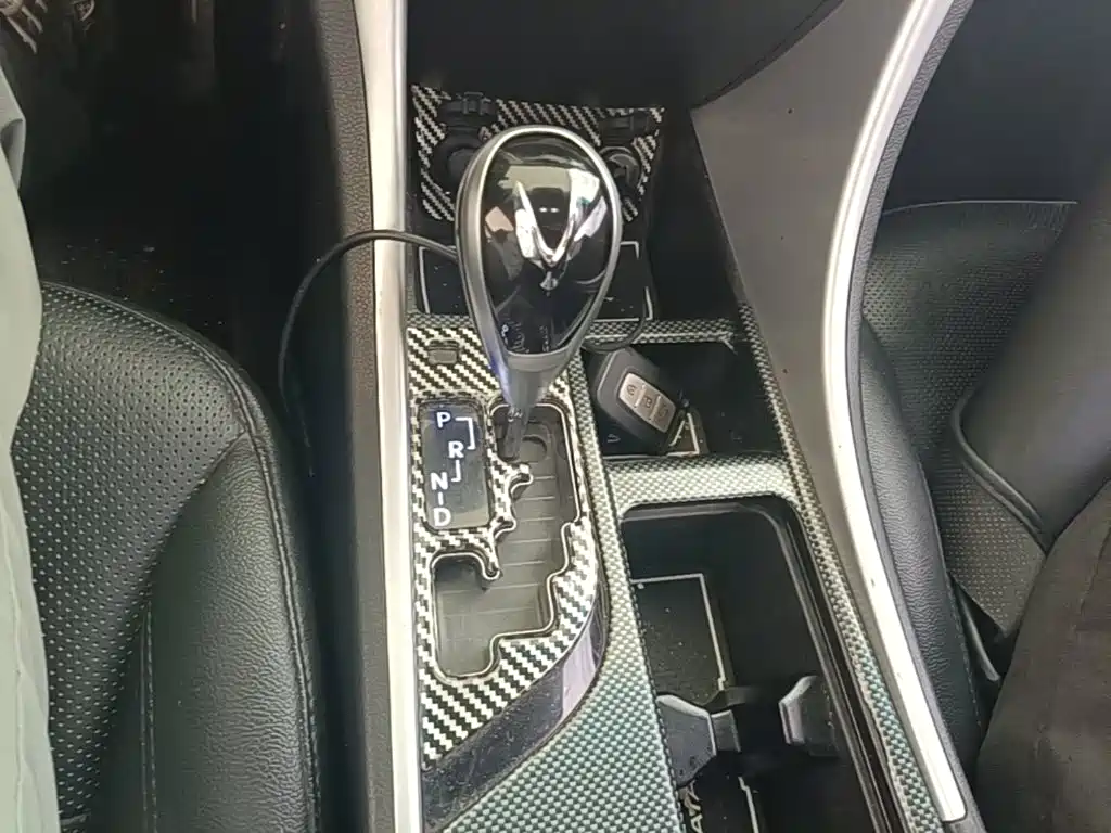 Hyundai Sonata 2015 — фото 14