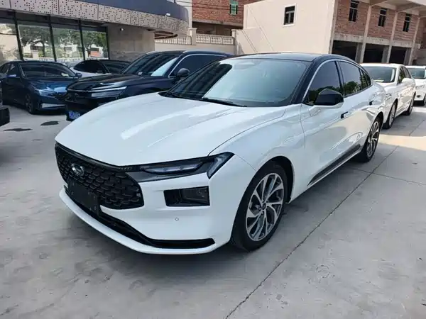 Ford Mondeo 2023