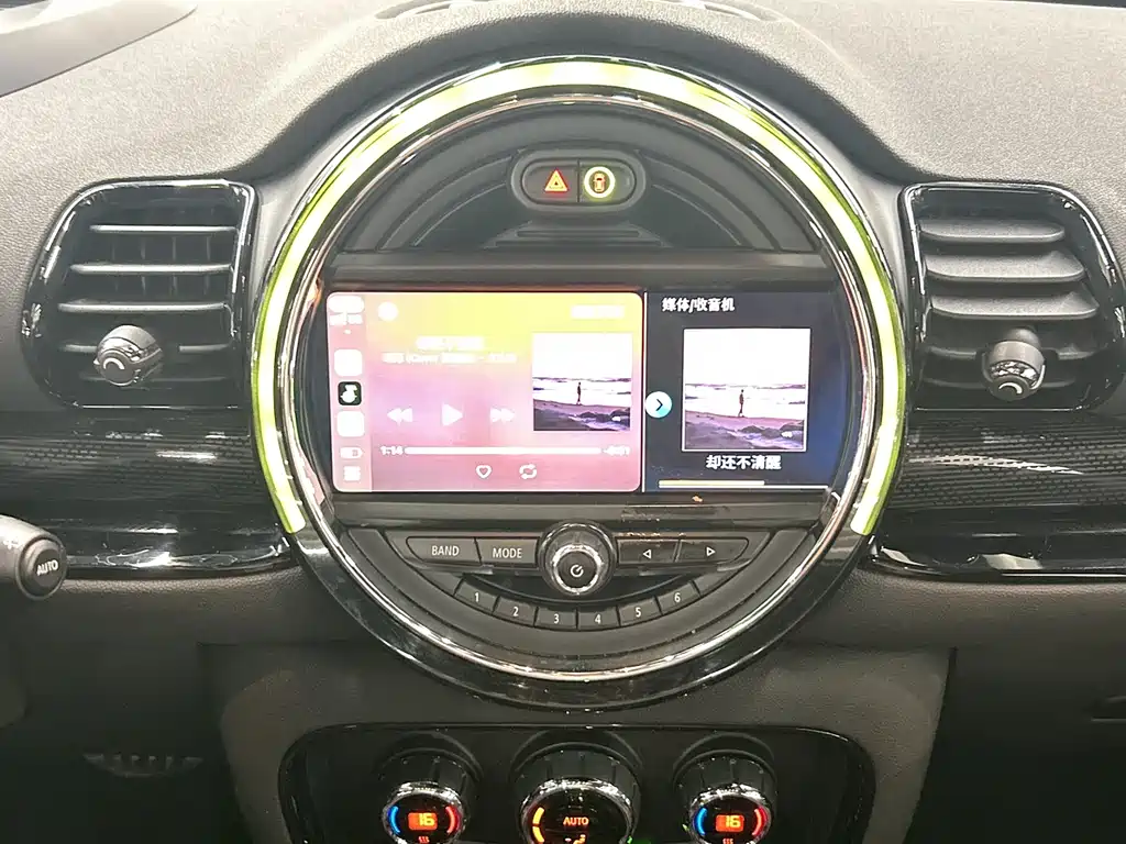 MINI JCW Clubman 2019 — фото 11