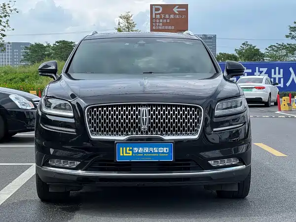 Lincoln Nautilus 2021