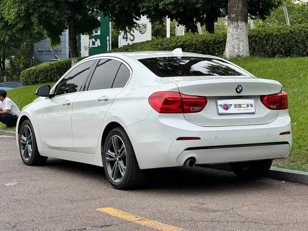 BMW 1 Series 2019 — фото 4