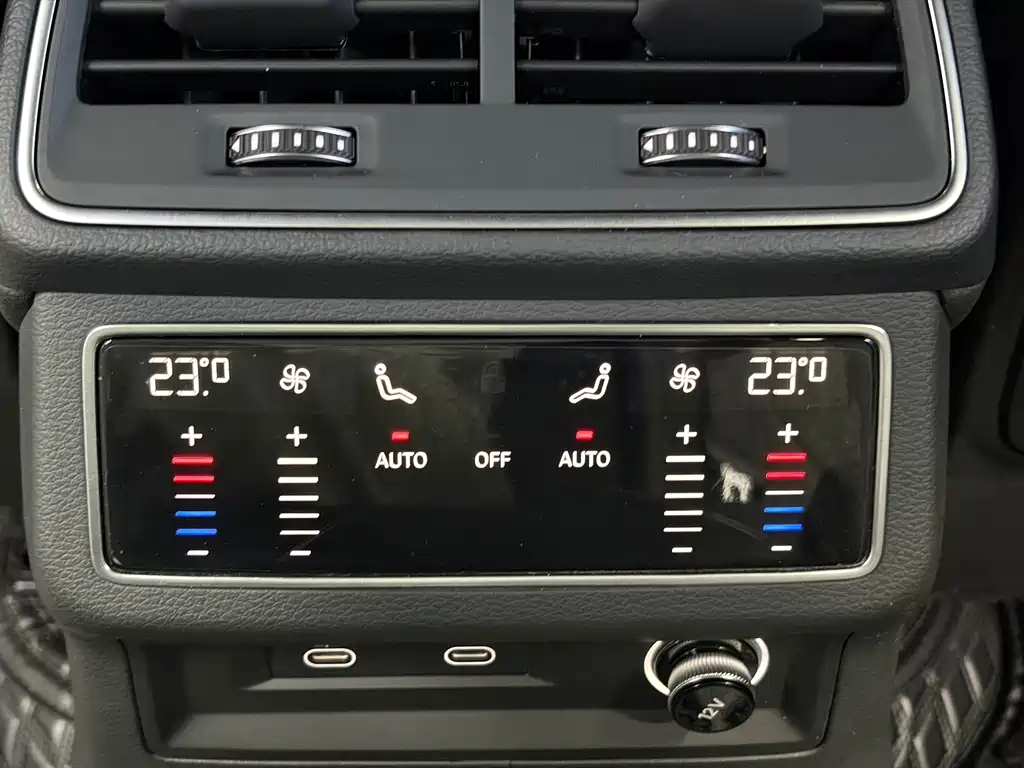 Audi A6L 2023 — фото 15