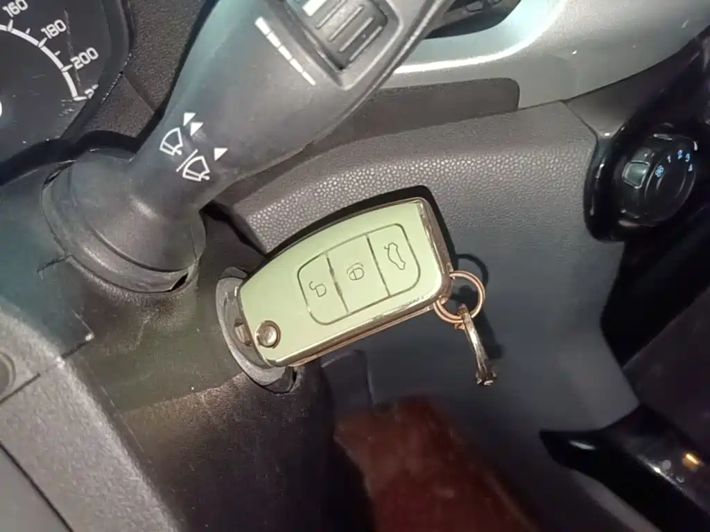 Ford EcoSport 2015 — фото 9