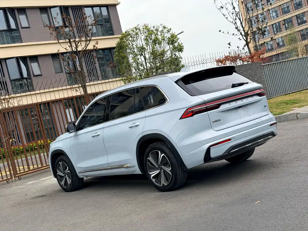 Geely Xingyue L 2022 — фото 26