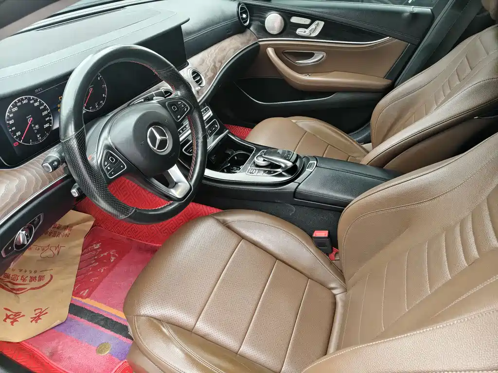 Mercedes-Benz E-Class 2017 — фото 11