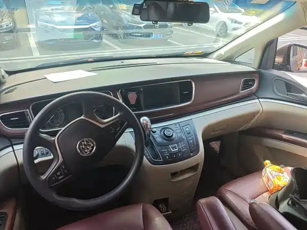 Buick GL8 2018