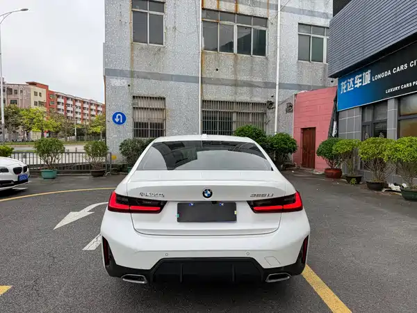 BMW 3 Series 2023