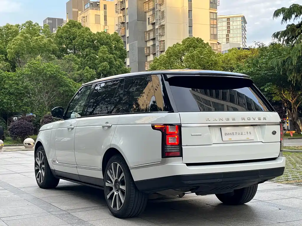 Land Rover Range Rover 2015 — фото 16