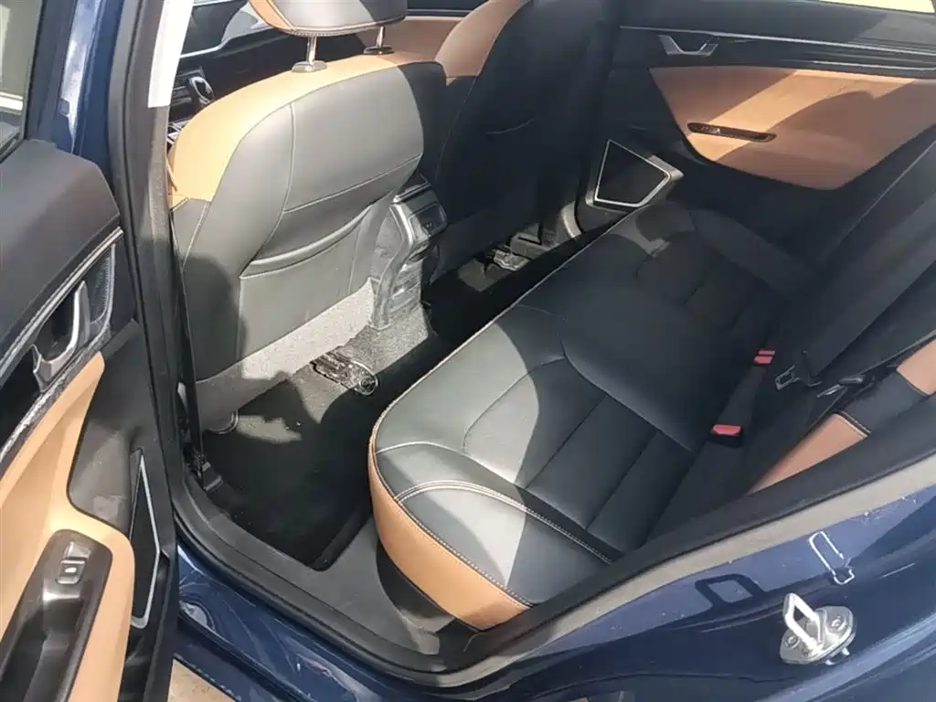 Geely Emgrand GL 2020 — фото 17
