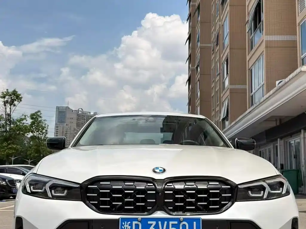 BMW 3 Series 2024