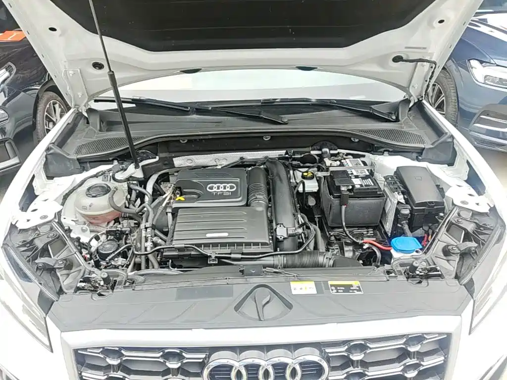 Audi Q2L 2023 — фото 16