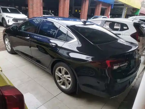 Buick Regal 2021