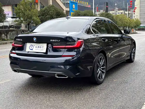 BMW 3 Series 2022