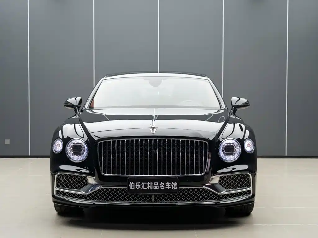 Bentley Flying Spur 2021 — фото 3