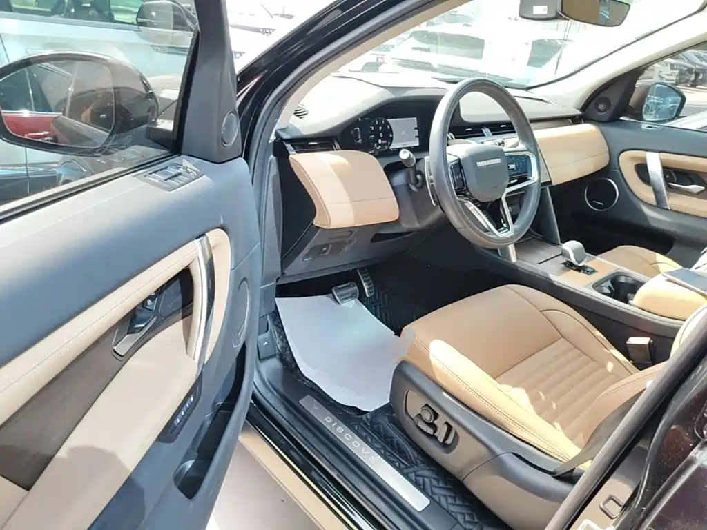 Land Rover Discovery Sport 2025 — фото 16