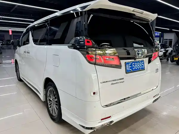 Toyota Vellfire 2021