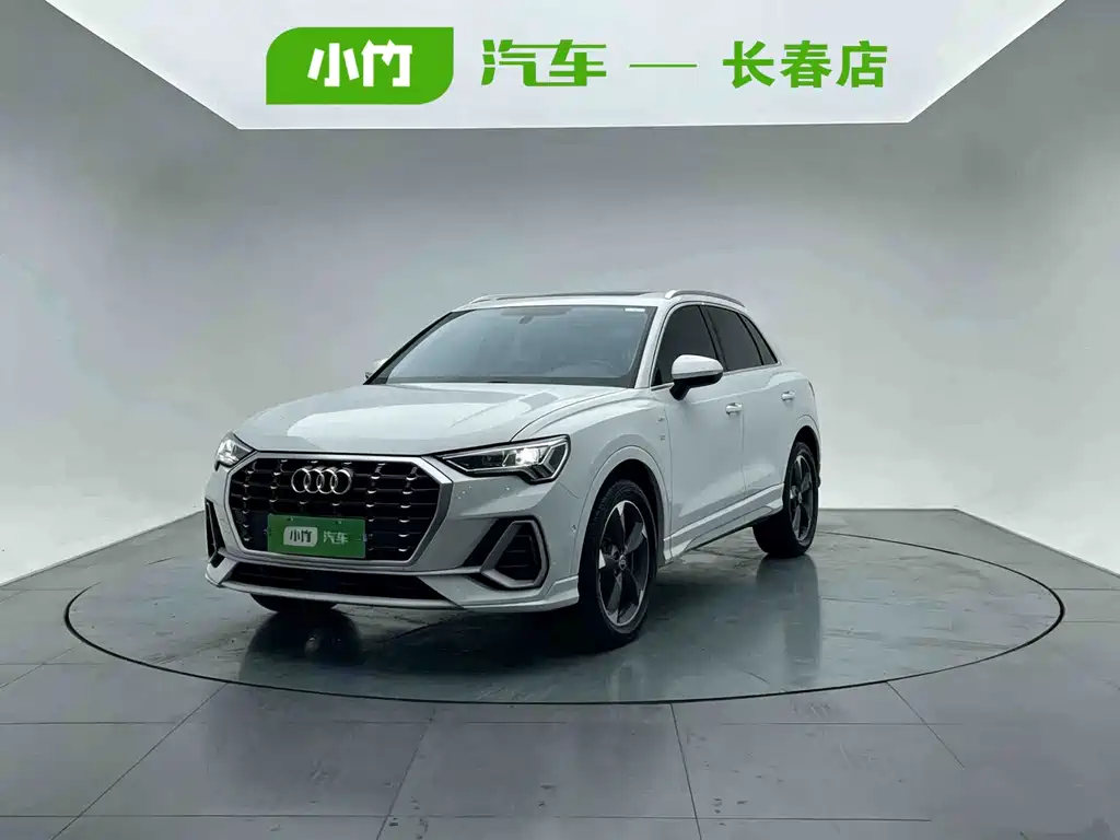 Audi Q3 2022