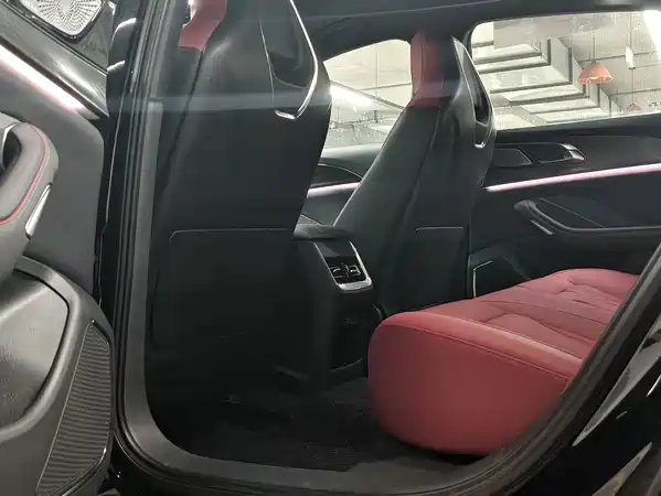 Hongqi H6 2025