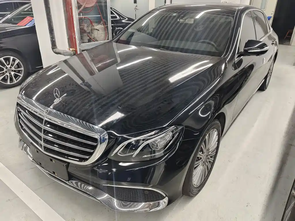 Mercedes-Benz E-Class 2020 — фото 1