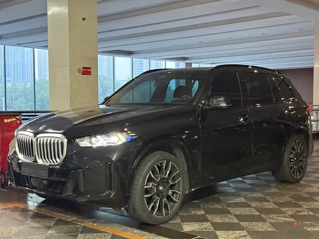 BMW X5 2023 — фото 1