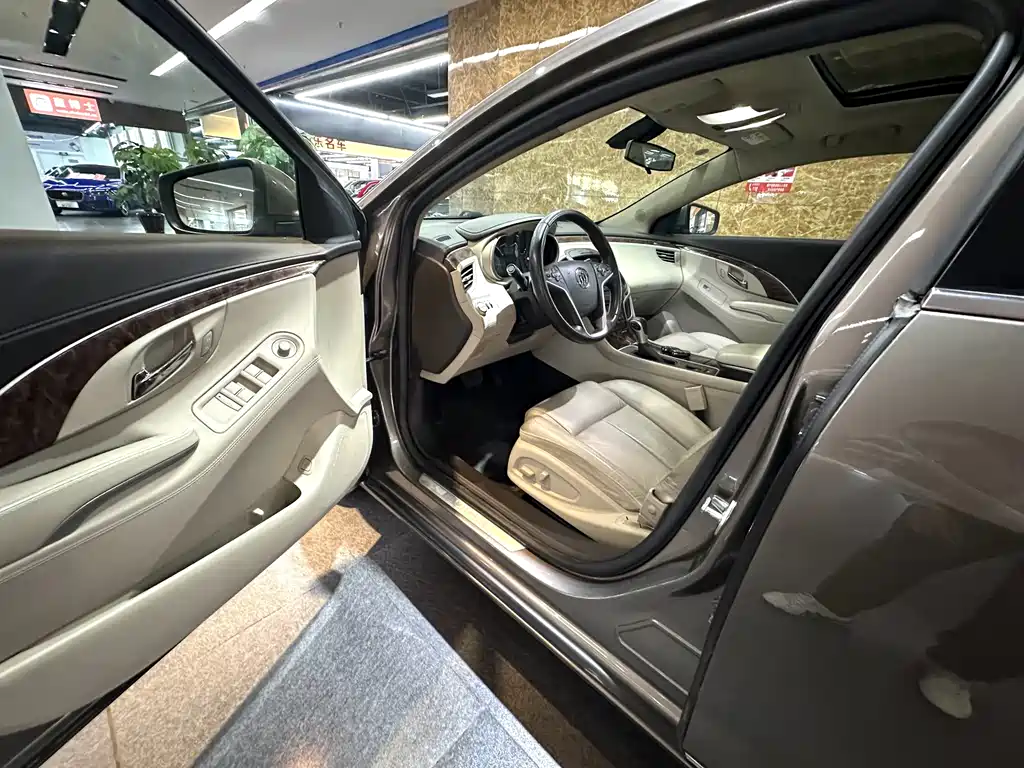 Buick LaCrosse 2016 — фото 14
