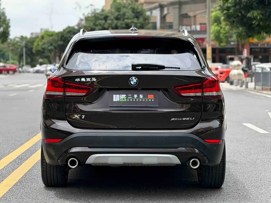 BMW X1 2021 — фото 11