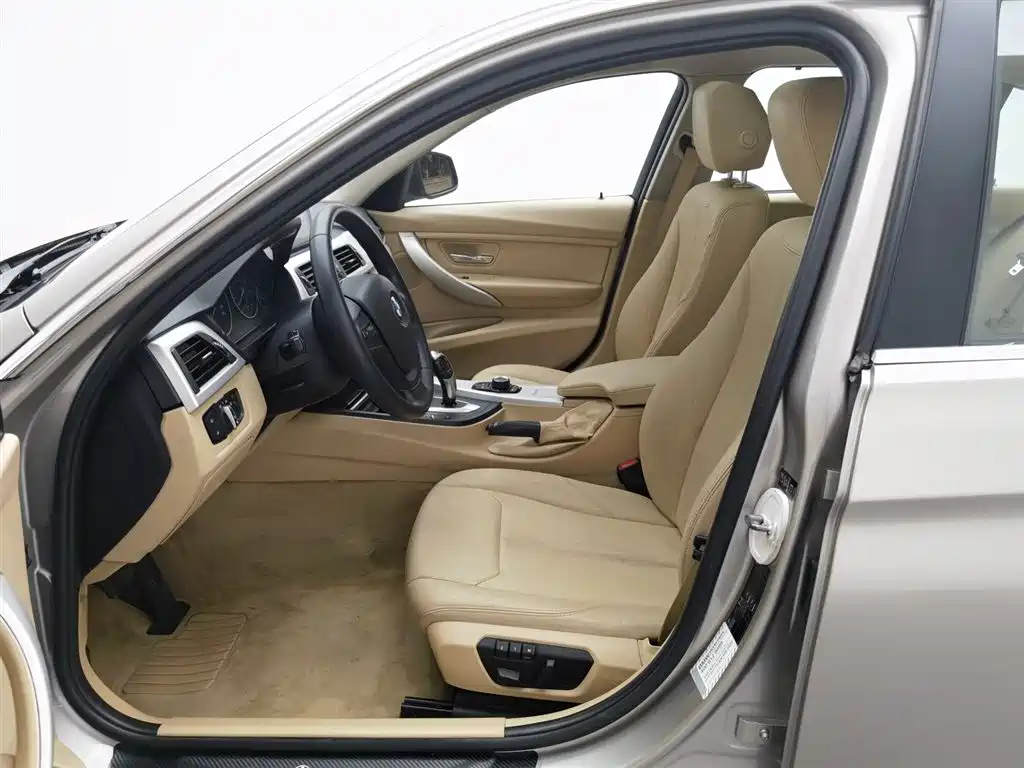 BMW 3 Series 2014 — фото 10
