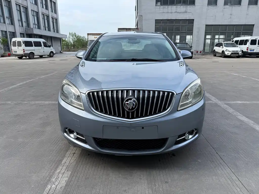 Buick Excelle 2013 — фото 2