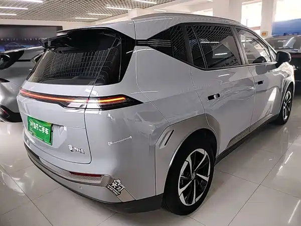 Aion Y 2023