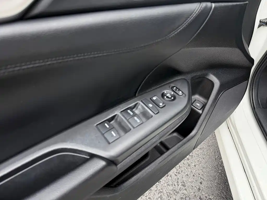 Honda Civic 2019 — фото 12
