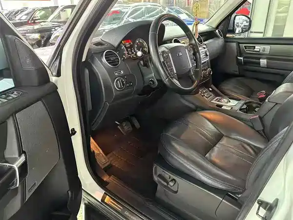 Land Rover Discovery 2016