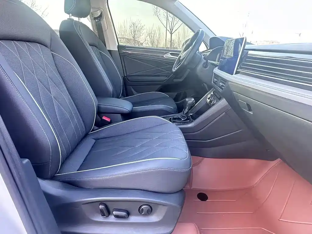 Volkswagen Tiguan L 2023 — фото 14