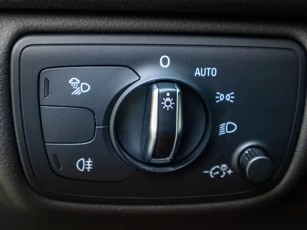 Audi A6L 2016 — фото 18